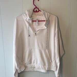 Athleta Women's white Half-Zip Hooded Pullover Size M